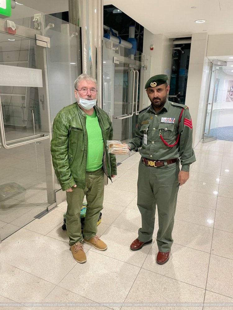 Dubai Police returns €33,600 to Transit Passenger on his Flight Back Home